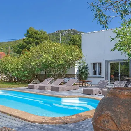 Gorgeous In * Figari (Corsica)