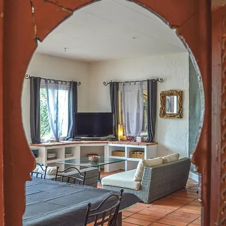 Gorgeous In * Figari (Corsica)