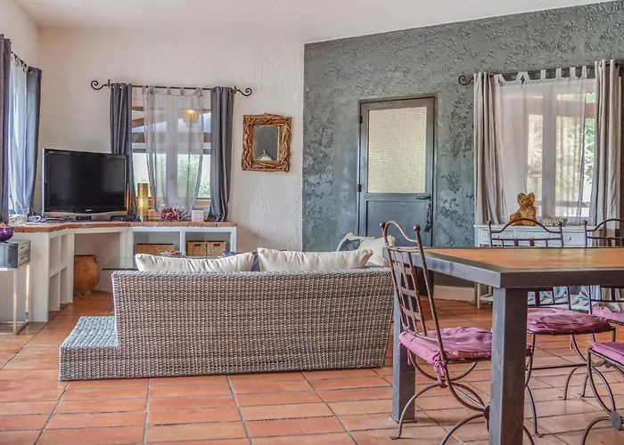 Gorgeous In Dom wakacyjny Figari (Corsica)